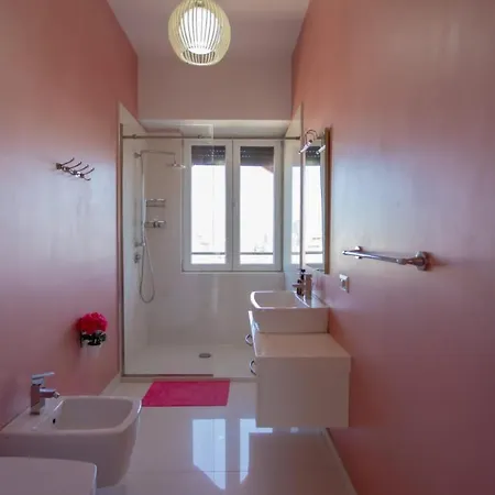 Lili's Apartment *